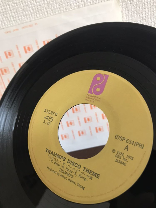 The Trammps - Trammps Disco Theme (7", Single) - 画像 (5)