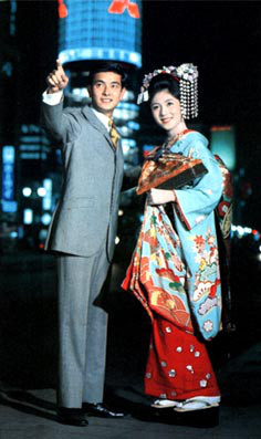 Masako Izumi = 和泉雅子 & Ken Yamauchi = 山内賢 - 二人の銀座 (7", Single) - 画像 (3)